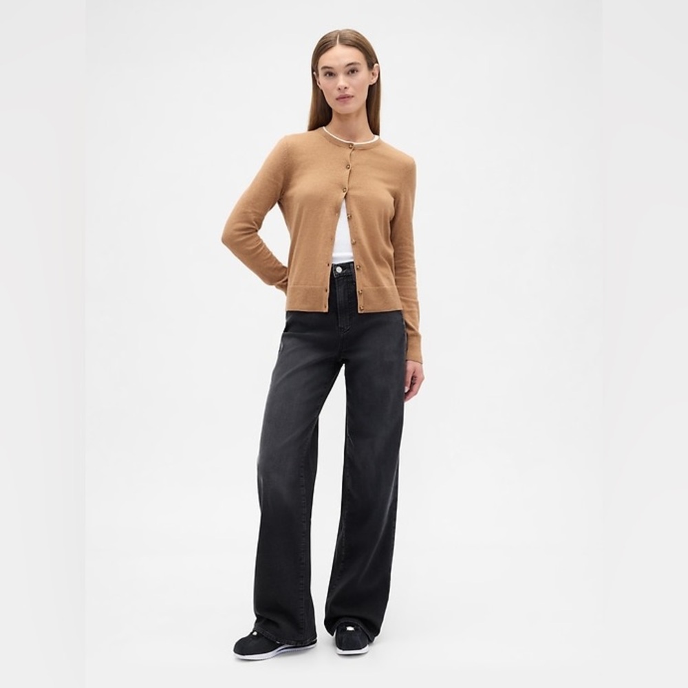 High Rise Wide-Leg Sweatpant Jeans